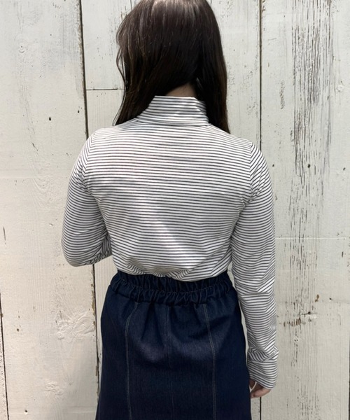 OLIVE des OLIVE（オリーブデオリーブ）の「タートルネックインナー（Tシャツ/カットソー・レディース・ブラック/オフホワイト/スミクロ・FREE）」の9枚目の写真