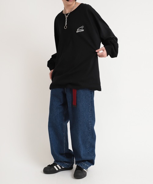 RNA（アールエヌエー）の「M1823 RNA BIGロングTシャツ（Tシャツ/カットソー・レディース・ホワイト/ミント/ラベンダー/ライトピンク/オレンジ/ブラック/パープル/イエロー/グリーン/ライトブルー/レッド/オレンジ系その他/パープル系その他・MEDIUM）」の15枚目の写真