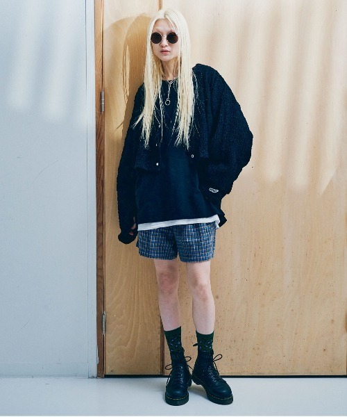 RNA（アールエヌエー）の「M1823 RNA BIGロングTシャツ（Tシャツ/カットソー・レディース・ホワイト/ミント/ラベンダー/ライトピンク/オレンジ/ブラック/パープル/イエロー/グリーン/ライトブルー/レッド/オレンジ系その他/パープル系その他・MEDIUM）」の21枚目の写真