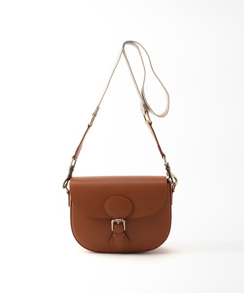 AULENTTI（オウレンティ）の「【AULENTTI/オウレンティ】ショルダーバッグ（ショルダーバッグ・レディース・カーキ/キャメル・FREE）」の22枚目の写真