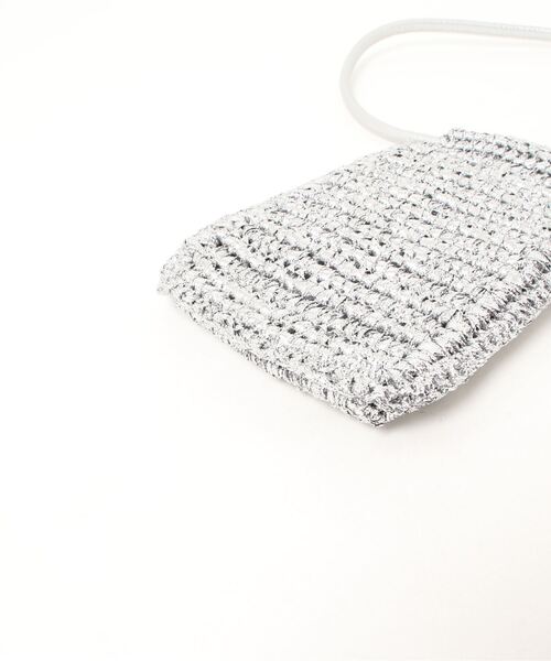 Laugoa(ラウゴア)の「IVY(ショルダーバッグ・レディース・シルバー・9)」の3枚目の写真