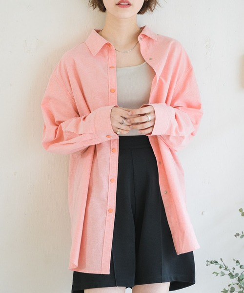 RETRO GIRL（レトロガール）の「ドット釦BIGシャツ（シャツ/ブラウス・レディース・オフホワイト/オレンジ/グリーン/ブルー・FREE）」の4枚目の写真