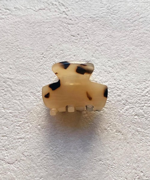 TONE SELECT GOODS(トーンセレクトグッズ)の「【pur chouchou】ミニデザインヘアクリップ(バレッタ/ヘアクリップ・レディース・ブラック/ダークブラウン/ベージュ/ブラウン/オフホワイト/オレンジ/ブルー/ブラウン系その他/オレンジ系その他・FREE)」の10枚目の写真