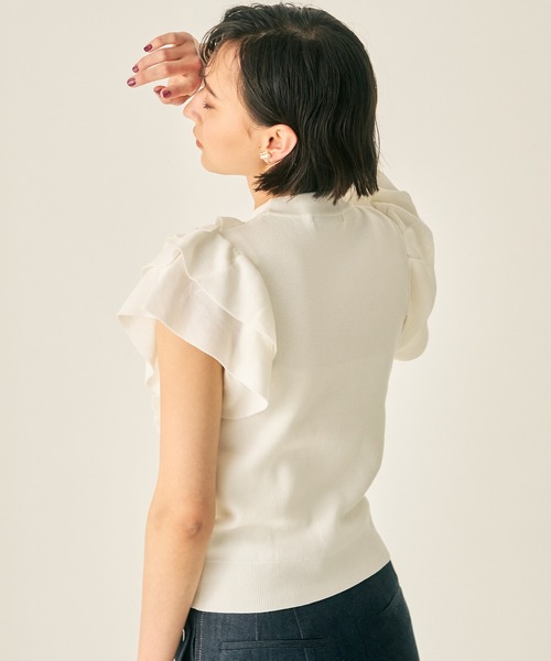 ANAYI（アナイ）の「フリルプルオーバー（ニット/セーター・レディース・オフホワイト/ブルー/ブラック/レッド/ブラウン・36/38）」の15枚目の写真