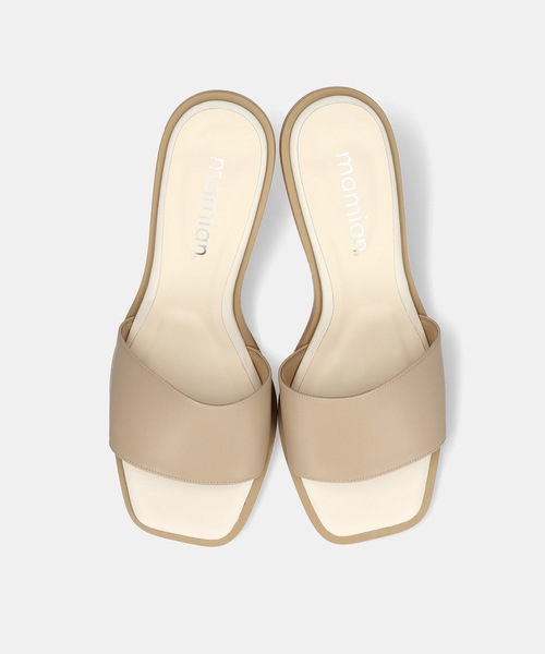 MAMIAN（マミアン）の「ワイドバンド クリアヒールミュール (5.5cmヒール)（サンダル・レディース・ベージュ/ブラック/グレイッシュベージュ/ライトオリーブ・L/LL/M/S）」の20枚目の写真