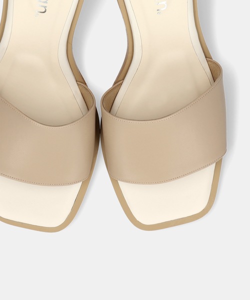 MAMIAN（マミアン）の「ワイドバンド クリアヒールミュール (5.5cmヒール)（サンダル・レディース・ベージュ/ブラック/グレイッシュベージュ/ライトオリーブ・L/LL/M/S）」の21枚目の写真