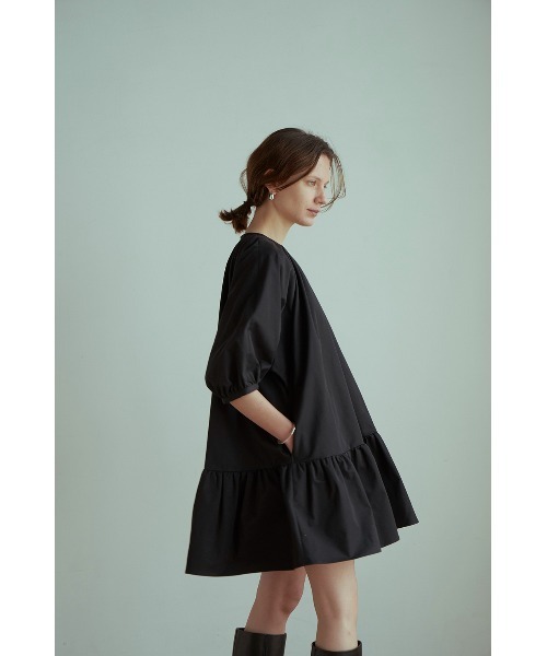 CLANE（クラネ）の「PUFF MINI ONE PIECE（シャツワンピース・レディース・ホワイト/ブラック・1/2）」の5枚目の写真