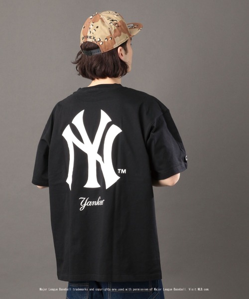 AVIREX（アヴィレックス）の「【MLB×AVIREX】ヤンキース Tシャツ/YANKEES T-SHIRT / アヴィレックス / AVIREX（Tシャツ/カットソー・メンズ・ホワイト/ブラック・X-LARGE/MEDIUM/LARGE/XX-LARGE/SMALL）」の11枚目の写真