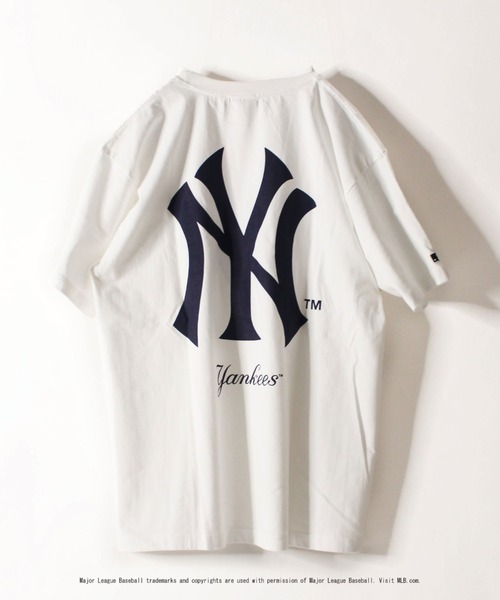 AVIREX（アヴィレックス）の「【MLB×AVIREX】ヤンキース Tシャツ/YANKEES T-SHIRT / アヴィレックス / AVIREX（Tシャツ/カットソー・メンズ・ホワイト/ブラック・X-LARGE/MEDIUM/LARGE/XX-LARGE/SMALL）」の3枚目の写真
