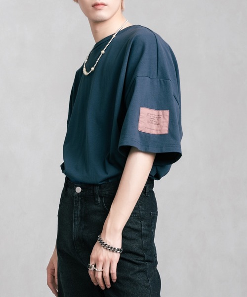 Adoon plain(アドーンプレーン)の「【Adoon plain】サイドモチーフビックシルエットTシャツ(Tシャツ/カットソー・メンズ・A/B/C/D・MEDIUM/LARGE)」の1枚目の写真