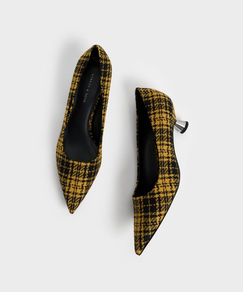 CHARLES & KEITH(チャールズ & キース)の「スプールヒール パンプス / Spool Heel Pumps(パンプス・レディース・オフホワイト/ブラック/マルーン/イエロー・25.5cm/23.5cm/24.5cm/22.5cm/25cm/23cm)」の10枚目の写真