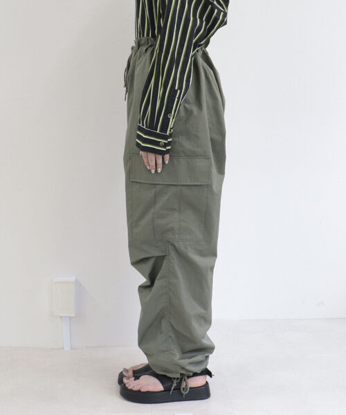 fredy repit（フレディレピ）の「ミリタリーカーゴパンツ　【ユニセックス】（カーゴパンツ・レディース・カーキ/アイボリー/キャメル・38/36）」の6枚目の写真