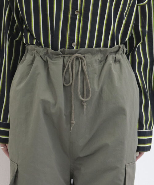 fredy repit（フレディレピ）の「ミリタリーカーゴパンツ　【ユニセックス】（カーゴパンツ・レディース・カーキ/アイボリー/キャメル・38/36）」の18枚目の写真