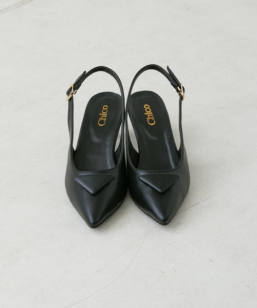 Chico（チコ）の「モチーフ付きポインテッドパンプス（サンダル・レディース・アイボリー/ブラック/ベージュ・SMALL/MEDIUM/LARGE）」の20枚目の写真
