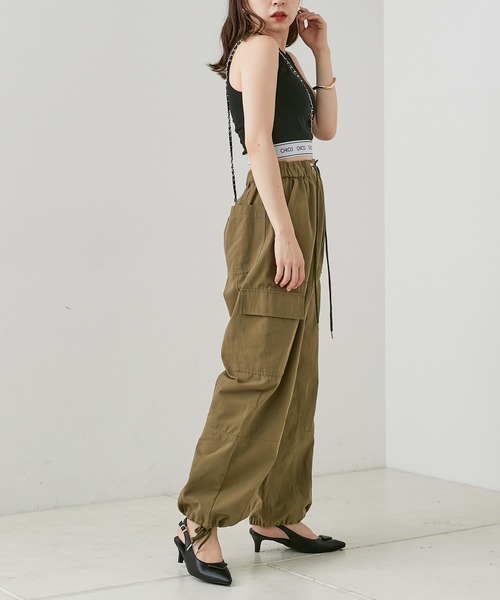 Chico（チコ）の「モチーフ付きポインテッドパンプス（サンダル・レディース・アイボリー/ブラック/ベージュ・SMALL/MEDIUM/LARGE）」の17枚目の写真