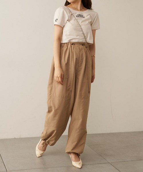 Chico（チコ）の「モチーフ付きポインテッドパンプス（サンダル・レディース・アイボリー/ブラック/ベージュ・SMALL/MEDIUM/LARGE）」の8枚目の写真