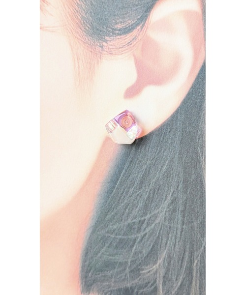 tone(トーン)の「【sawa】多角形ピアス(台形)(MA)(ピアス(両耳用)・レディース・パープル系その他/グレー系その他/ブルー系その他/ラベンダー/ブルー系その他2/ブルー系その他3・FREE)」の11枚目の写真
