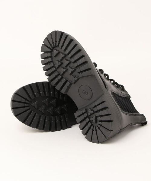 Lace Ladies(レースレディース)の「サイドゴアレースアップショートブーツ(ブーツ・レディース・ブラック・22.5/23/23.5/24/24.5/ 25)」の2枚目の写真