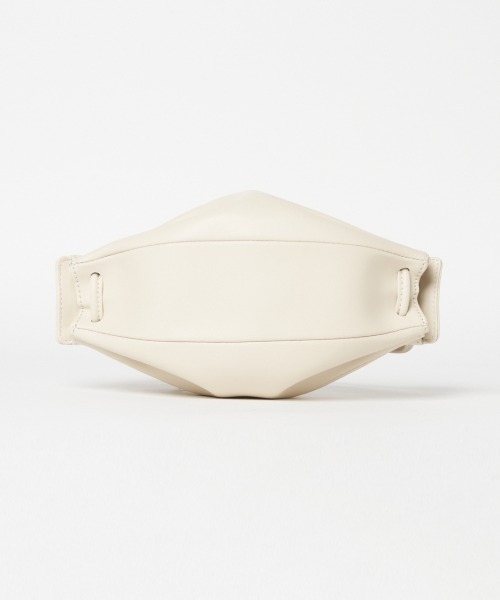 HELIOPOLE（エリオポール）の「KABINETT: RUGBY BAG（ショルダーバッグ・レディース・スカイブルー/ブラック/アイボリー・FREE）」の12枚目の写真