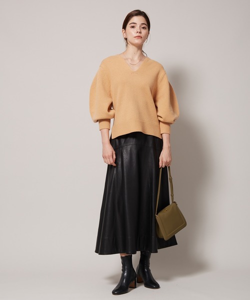 ROPE'（ロペ）の「フェイクレザーフレアスカート（スカート・レディース・ブラック/カーキ・36/38）」の10枚目の写真