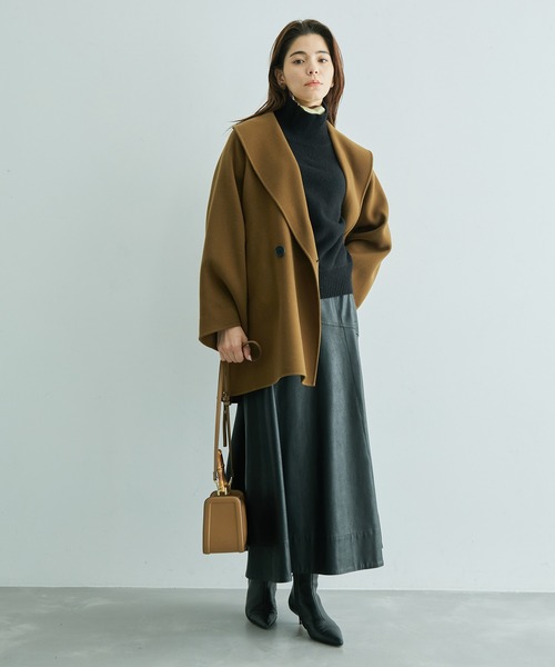 ROPE'（ロペ）の「フェイクレザーフレアスカート（スカート・レディース・ブラック/カーキ・36/38）」の16枚目の写真