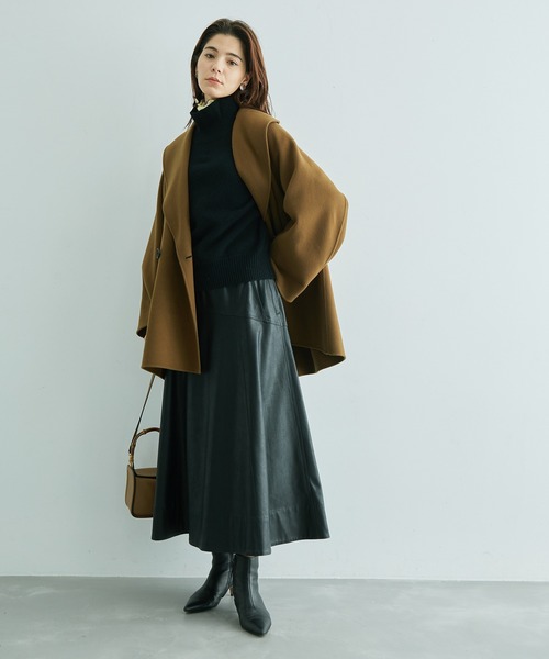 ROPE'（ロペ）の「フェイクレザーフレアスカート（スカート・レディース・ブラック/カーキ・36/38）」の17枚目の写真