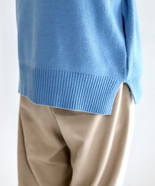 anown（アノン）の「ボリュームスリーブニットカーデ【ファッションインフルエンサーやーこん×anown限定コラボ】（カーディガン/ボレロ・メンズ・グレイッシュブルー/ブラック系・M/L）」の20枚目の写真