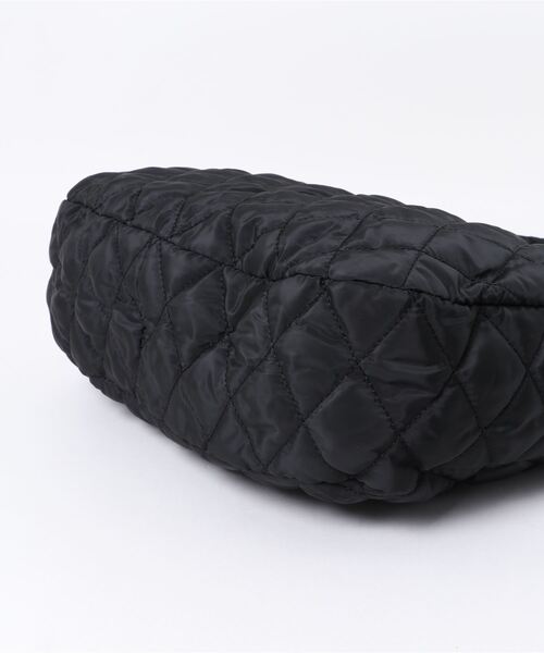 nemne store(ネンネストア)の「キルティングショルダーバッグ(ショルダーバッグ・レディース・アイボリー/ブラック・フリー)」の17枚目の写真