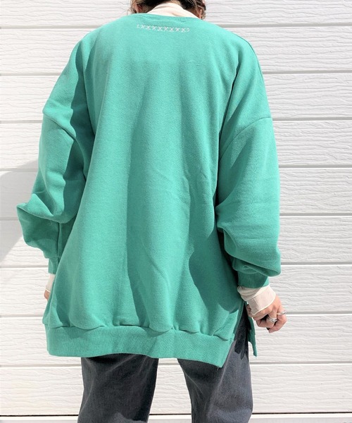 Q（キュー）の「Q刺繍トレーナー（スウェット・レディース・グリーン/ベージュ/ブラック・MEDIUM）」の12枚目の写真