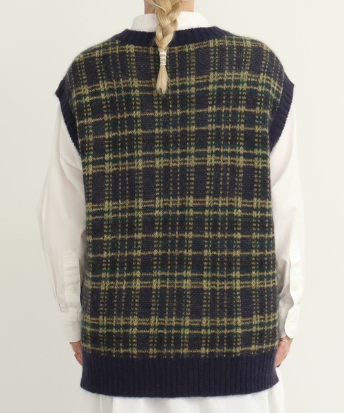 AMBIDEX（アンビデックス）の「☆VICTORIA　Vネックベスト（ベスト・レディース・ネイビー/レッド・FREE）」の14枚目の写真