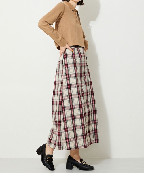 ORiental TRaffic(オリエンタルトラフィック)の「ワイドスクエアトゥヒールローファー 31120(ローファー・レディース・パープル/ブラック・40/42/34/38/35/37/36/39/41)」の21枚目の写真