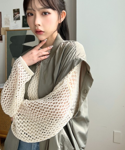 moment+(モーメントプラス)の「中綿入りオーバーサイズMA-1(MA-1・レディース・アイボリー/ブラック/カーキ・M/L)」の7枚目の写真