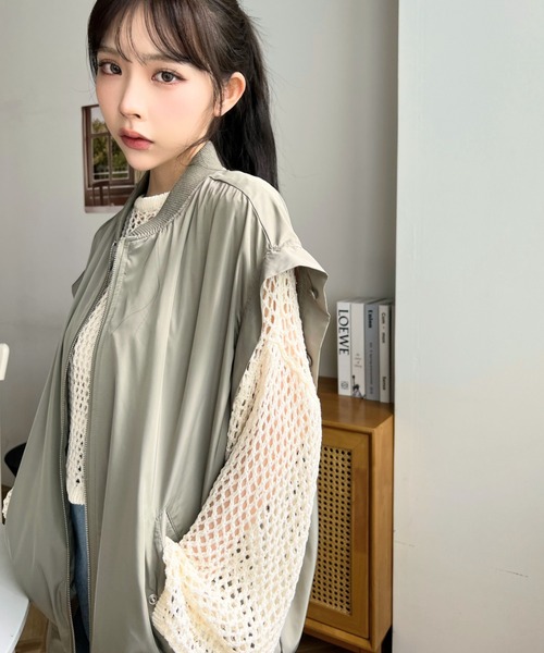 moment+(モーメントプラス)の「中綿入りオーバーサイズMA-1(MA-1・レディース・アイボリー/ブラック/カーキ・M/L)」の5枚目の写真