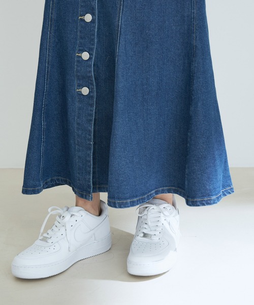 vis-`a-vis（ビサビ）の「【WEB限定】マーメイドジャンパースカート×袖パールトップスのレディーコーデセット（ジャンパースカート・レディース・その他/その他2/その他3・M）」の11枚目の写真