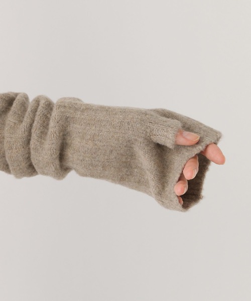 LEPSIM（レプシィム）の「7ゲージアームウォーマー付きニット　182208（ニット/セーター・レディース・ブラウン/ライトパープル・FREE）」の14枚目の写真