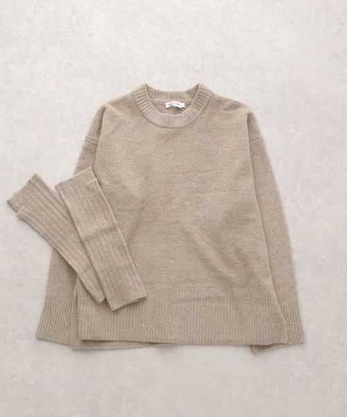 LEPSIM（レプシィム）の「7ゲージアームウォーマー付きニット　182208（ニット/セーター・レディース・ブラウン/ライトパープル・FREE）」の17枚目の写真