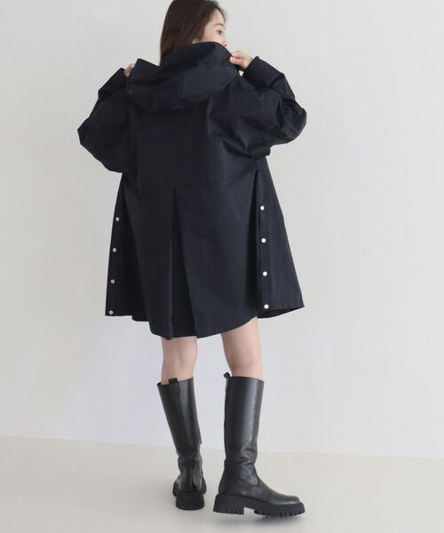 fredy emue（フレディエミュ）の「2WAYフーディミディ丈ブルゾン（ブルゾン・レディース・ネイビー/オフホワイト/カーキ・38）」の7枚目の写真