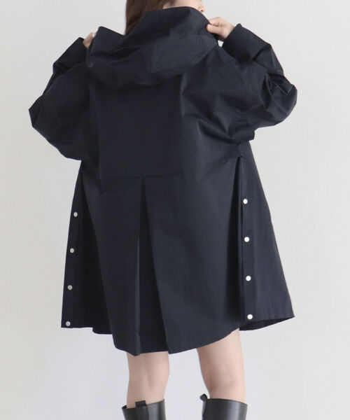 fredy emue（フレディエミュ）の「2WAYフーディミディ丈ブルゾン（ブルゾン・レディース・ネイビー/オフホワイト/カーキ・38）」の12枚目の写真