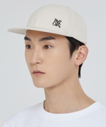 ROMANTIC CROWN | A'GEM/9 × .kom『ROMANTIC CROWN/ロマンティッククラウン』RECENT LOGO STRAP BALL CAP/リーセントロゴ ストラップベースボールキャップ(キャップ)