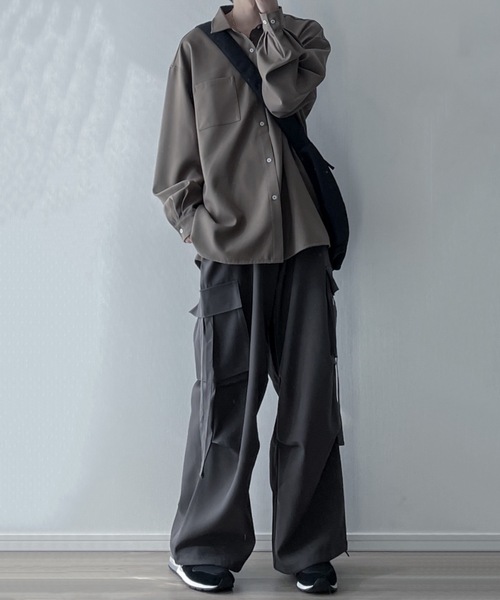 LILL（リル）の「ドレープ/ヴィンテージライクデニム/ワイドスラックスカーゴパンツ（カーゴパンツ・メンズ・チャコール/グレー/ブラック/ローズ/バーガンディー/チャコールグレー/ブラック系/ブルー系1/ブラック系1/ブラック系2/ブラウン系1・XL/S/M/L/XS）」の15枚目の写真