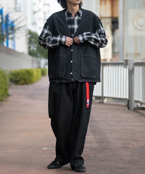 JOHN'S CLOSET（ジョンズクローゼット）の「【i】12ozデニム ワークベスト（ベスト・メンズ・ケミカルウォッシュ/インディゴブルー/ライトブルー/ブラック/ブラック系その他・MEDIUM/LARGE）」の19枚目の写真