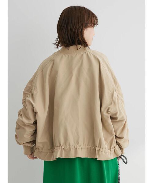 Green　Parks（グリーンパークス）の「袖ギャザーMA-1ブルゾン（ブルゾン・レディース・ベージュ/カーキ・FREE）」の16枚目の写真