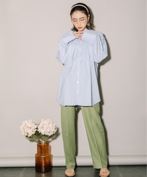 MHBG TOKYO(エムエイチビージートーキョー)の「先染めストライプオープンスリーブBL(シャツ/ブラウス・レディース・ブラック/ライトブルー・MEDIUM)」の7枚目の写真