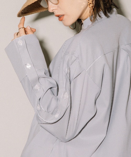 MHBG TOKYO(エムエイチビージートーキョー)の「先染めストライプオープンスリーブBL(シャツ/ブラウス・レディース・ブラック/ライトブルー・MEDIUM)」の15枚目の写真