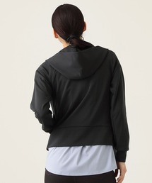 Chacott（チャコット）の「コンパクトフーデットジャケット