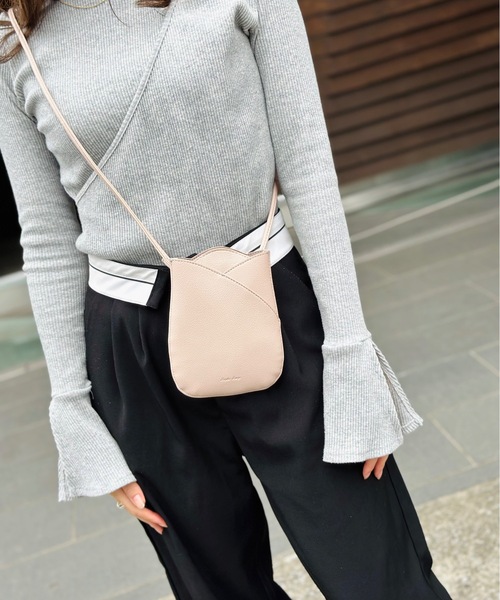 Legato Largo（レガートラルゴ）の「Legato Largo/ レガートラルゴ / チューリップモチーフ スマホショルダー / LG-F3092（ショルダーバッグ・レディース・アイボリー/イエロー/レッド/ピンク/ブラック/ブルー/ピンク系その他/オレンジ系その他/グリーン系その他・ONESIZE）」の16枚目の写真