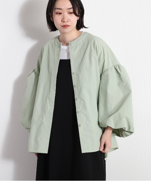 cepo（セポ）の「バルーンスリーブ ノーカラージャケット（ノーカラージャケット・レディース・オリーブ/ネイビー/オフホワイト・M）」の2枚目の写真