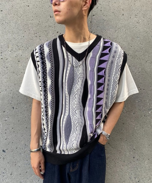 CIAOPANIC(チャオパニック)の「ジャガードVネックニットベスト(ベスト・メンズ・ブルー/ブラック/オレンジ・FREE)」の10枚目の写真