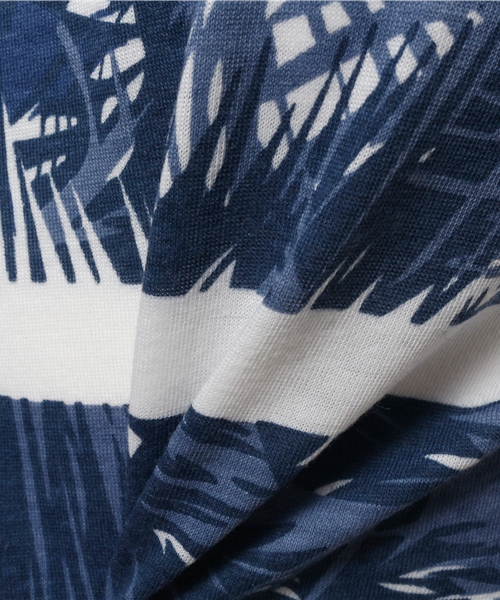 AZUL by moussy（アズールバイマウジー）の「30/-TC天竺リーフボーダータンク（タンクトップ・レディース・カーキ/ダークネイビー/ブラック系その他・SMALL/MEDIUM）」の8枚目の写真