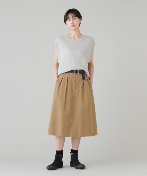 MHL.（エムエイチエル）の「ROUGH COTTON LINEN（ベスト・レディース・ホワイト系その他3/ブルー系その他4・2）」の8枚目の写真